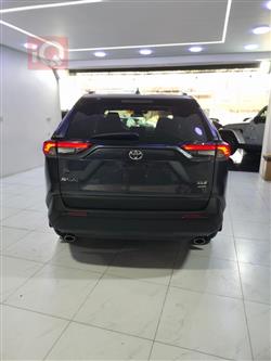 تۆیۆتا ڕاڤ 4